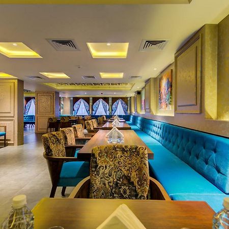 Mumbai House Hotel Juhu Eksteriør bilde
