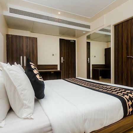 Mumbai House Hotel Juhu Eksteriør bilde